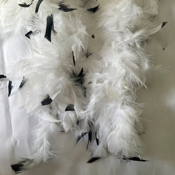 Black Fringe Flapper Dress Set w/ Headpiece, Gloves & Feather Boa – 1920s Gatsby - Picture 14 of 16